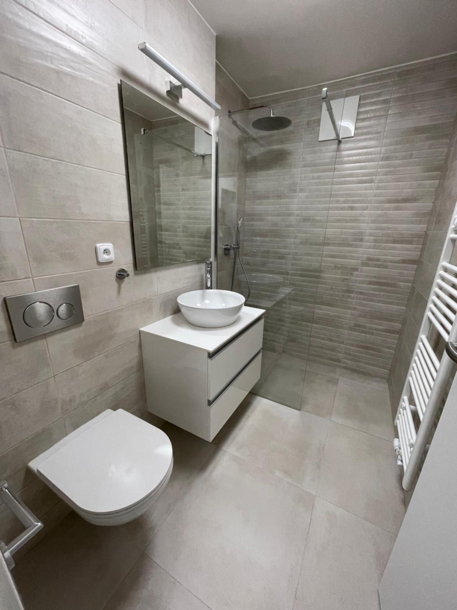 Apartman Sadova Zlín Esterno foto